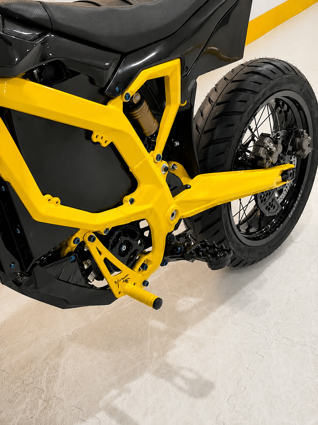 Custom Powder Coated Shift Locks for E-Motos