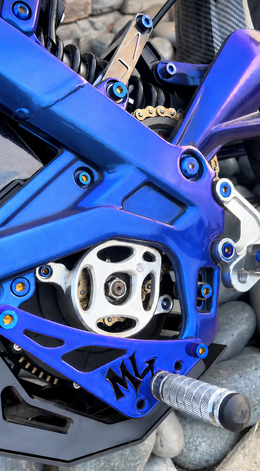 Custom Powder Coated Shift Locks for E-Motos